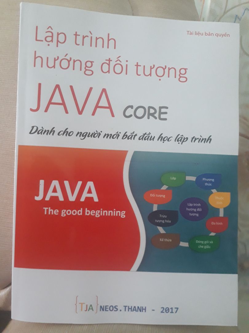 -Đóng gói cẩn thận, không bị nhăn, 
bìa sách đẹp, trình bày hợp lí.