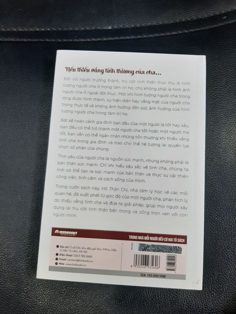 sách hay cho bác nào chuẩn bị và đang làm cha tham khảo nhé, sức ảnh hưởng của người cha đối với con sẽ thâm vào xương tủy của chúng và đi theo chúng đến hết cuộc đời, chích sách nếu thiếu vắng tình thương của cha