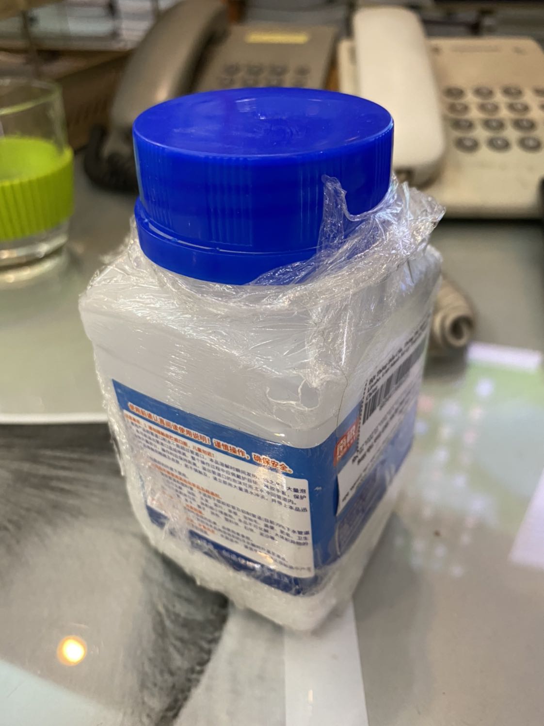 Hàng có dấu hiệu bị mở lắp. Đọc comment của các bạn mua hàng trước cũng từng bị như vậy. Nghĩ Tiki sẽ không còn tình trạng như vậy, nhưng vẫn không thay đổi. Hơi thất vọng. Hàng có dấu hiệu bị mở lắp. Đọc comment của các bạn mua hàng trước cũng từng bị như vậy. Nghĩ Tiki sẽ không còn tình trạng như vậy, nhưng vẫn không thay đổi. Hơi thất vọng.