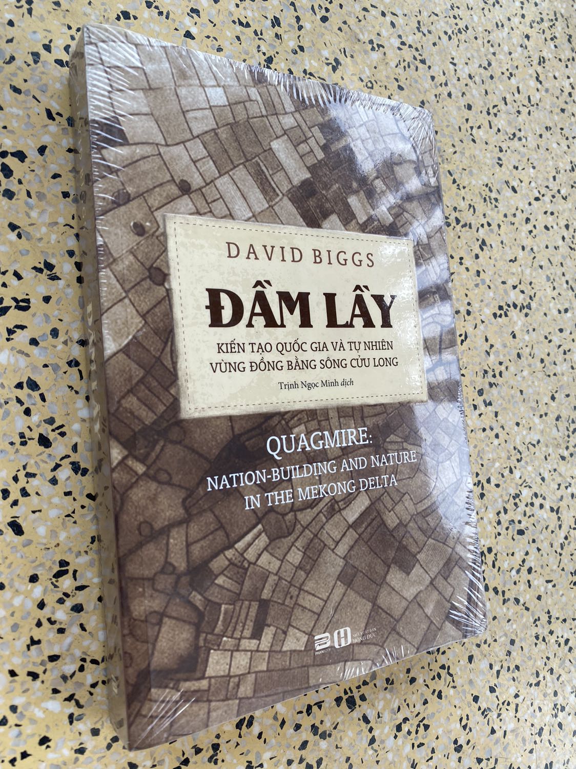 Sách đóng gói cẩn thận, nguyên seal. Cảm ơn Shop