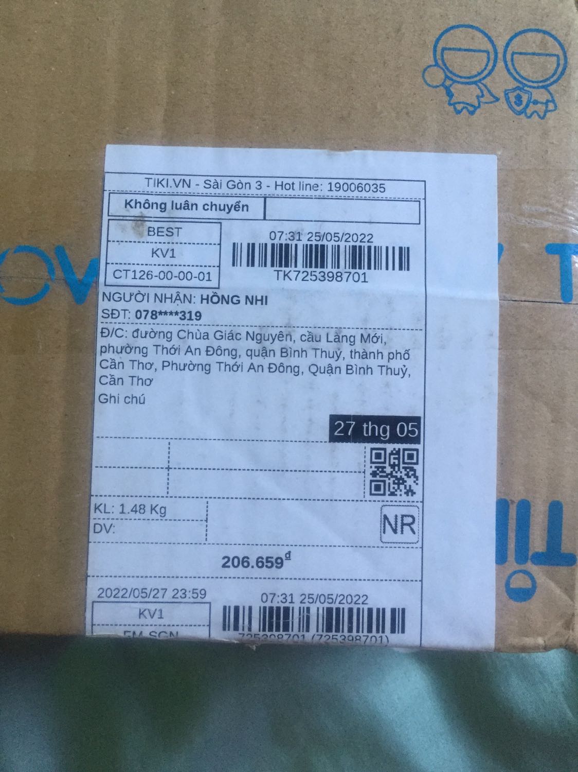 Mua tận 7 cuốn sách nhưng ko bọc chống sốc nên sách bị nhăn góc