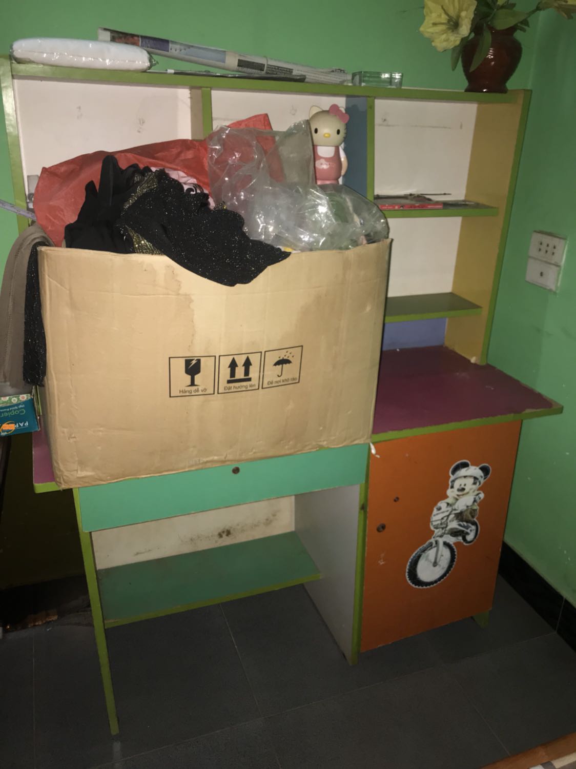 Đặt mua xong ra bách hoá xanh thấy treo giảm 50%. Tào lao ghê hôn
Giao hàng chậm