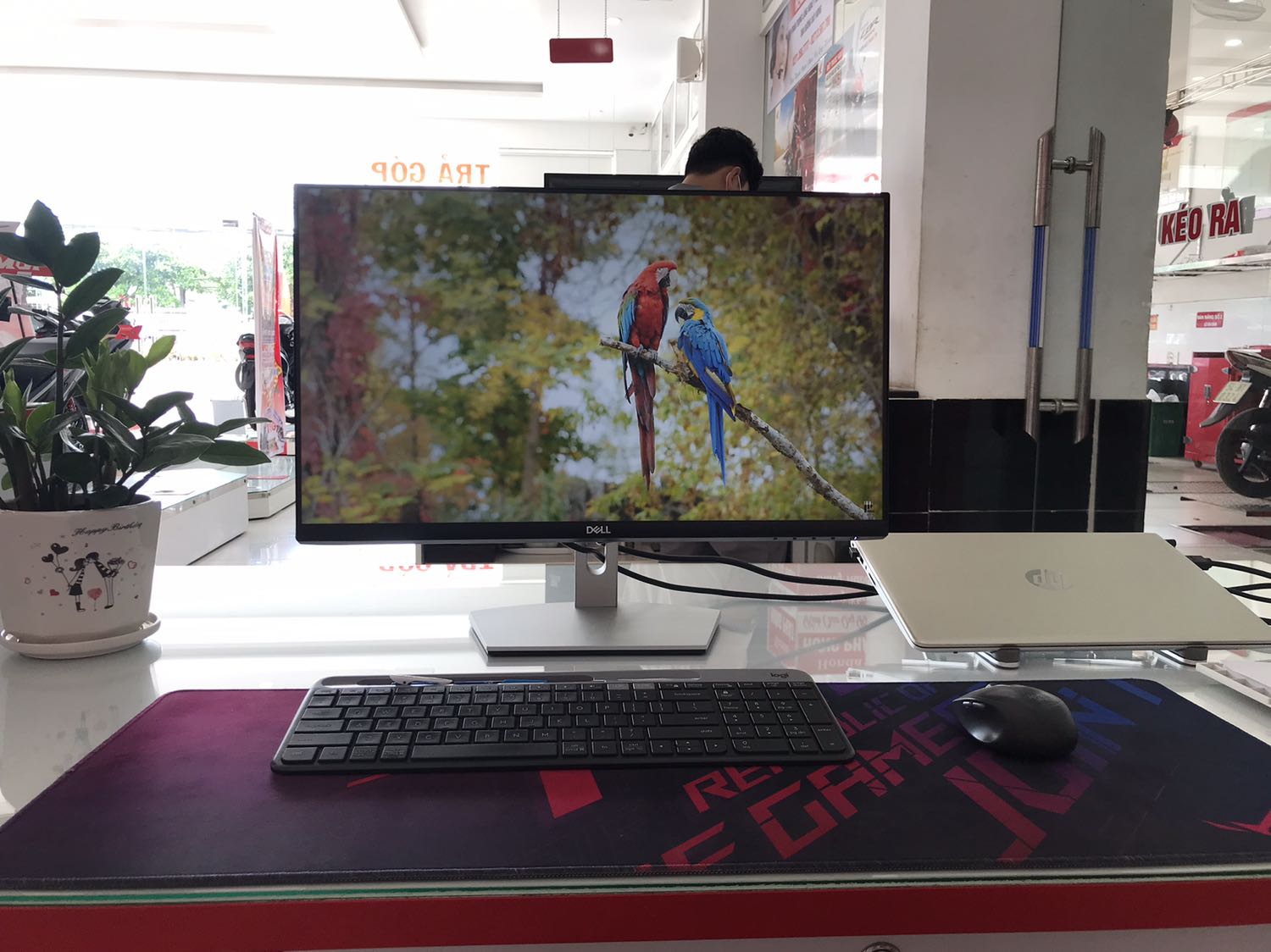 đẹp quá mức tưởng tượng, đang dùng dòng U nhưng vẫn rất ưng ý mẫu này