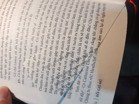 Sách rẻ đẹp nhưng mà đáng buồn ở chỗ có trang sách bị lỗi khá lớn