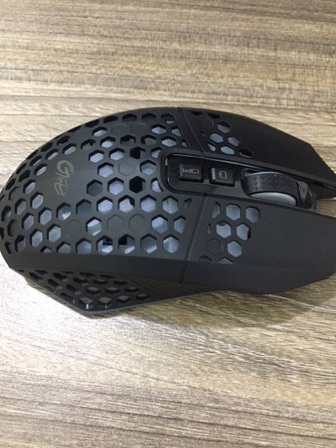 ôi nhìn phát ưng cái bụng lun ạ
chuột cứng cáp chuẩn chuột game
lại có đèn Led đổi màu siêu đẹp lun 
nên mua nên mua nhé mn ôi nhìn phát ưng cái bụng lun ạ
chuột cứng cáp chuẩn chuột game
lại có đèn Led đổi màu siêu đẹp lun 
nên mua nên mua nhé mn