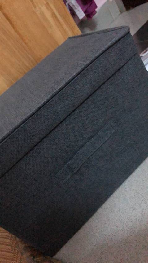 Giao hàng nhanh hơn dự kiến,  đáng giá tiền...
Sản phẩm đẹp và chắc chắn lắm luôn nha mọi người ???????????? hộp có nắp nhìn cũng khá xịn
Bỏ trong tủ quần áo xinh xinh, lạ mắt. để ở văn phòng tài liệu cũng đc luôn!!