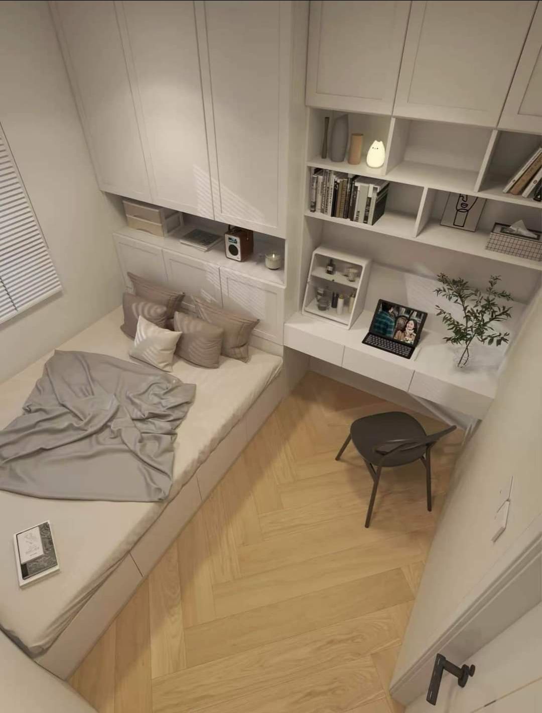 Đóng gói cẩn thận, giao hàng nhanh. Dep chất lượng tốt, đi êm chân sẽ mua của shop tiếp.