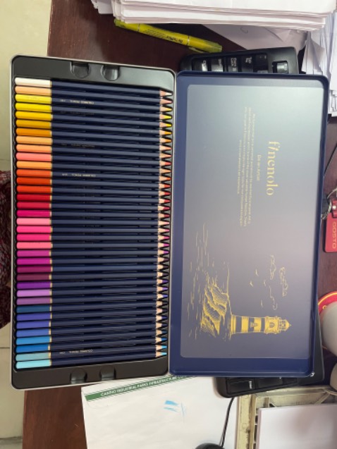 Hộp màu rất xịn xò