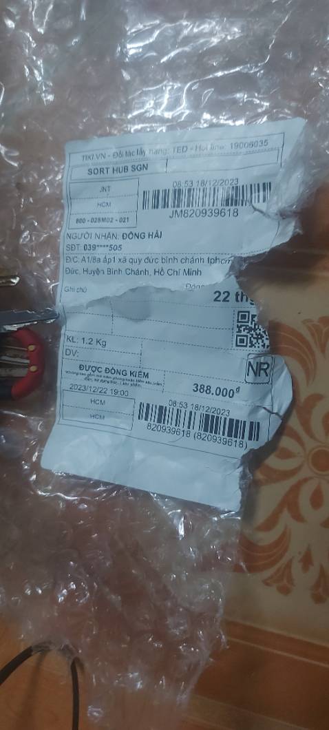 Giao hang Không giống như hình