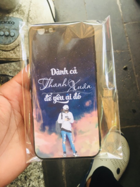 Ốp dáng đẹp có in chữ rất đẹp rất hợp với iphone 6s