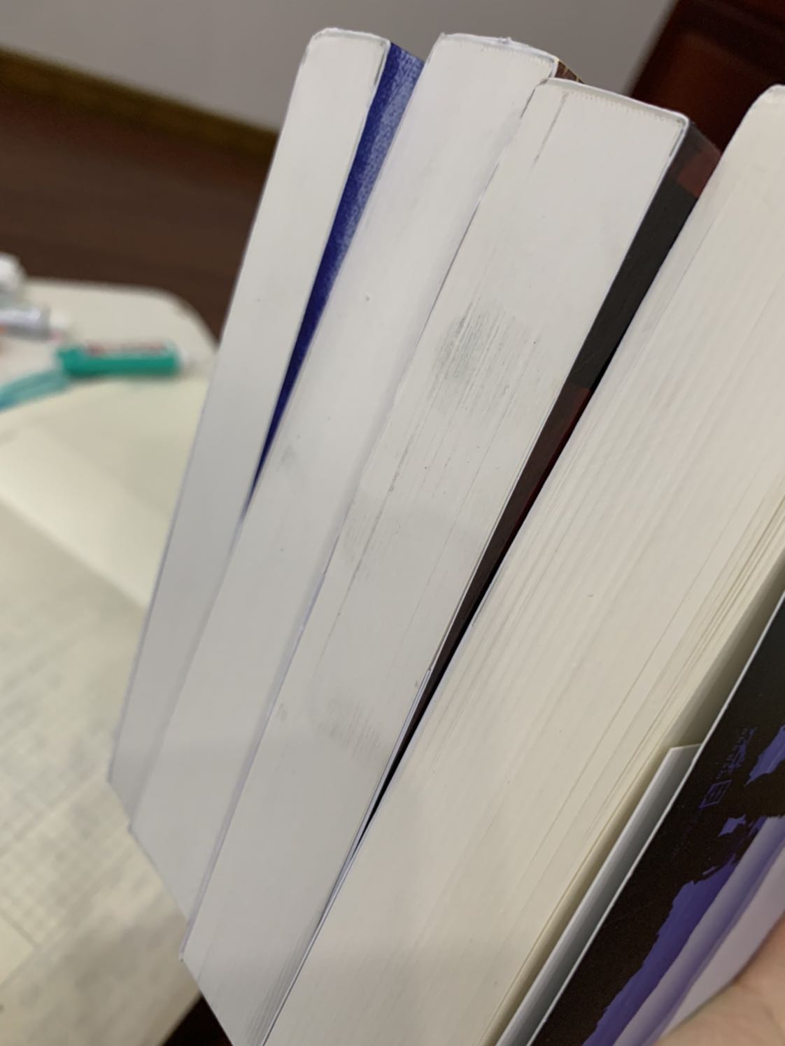 nhận sách quá nhanh luôn đặt 25,29 đã nhận rồi, mình rát yêu tiki vì đầu sách đa dạng,giá tốt nhưng vẫn k ưng sách k còn seal,k hiểu tại sao tiki phải xé seal sách đi,trong khi nó sẽ bảo quản sách tốt hơn khi tiki đã k bọc chống sốc,nhiều khi nhân viên đóng gói tay bẩn làm bìa và giấy sách bị lấm đen, hi vọng tiki sẽ khắc phụ th chứ mình thấy nhiều bạn cùng k thích vấn đề này lắm mà tiki vẫn k khắt phục