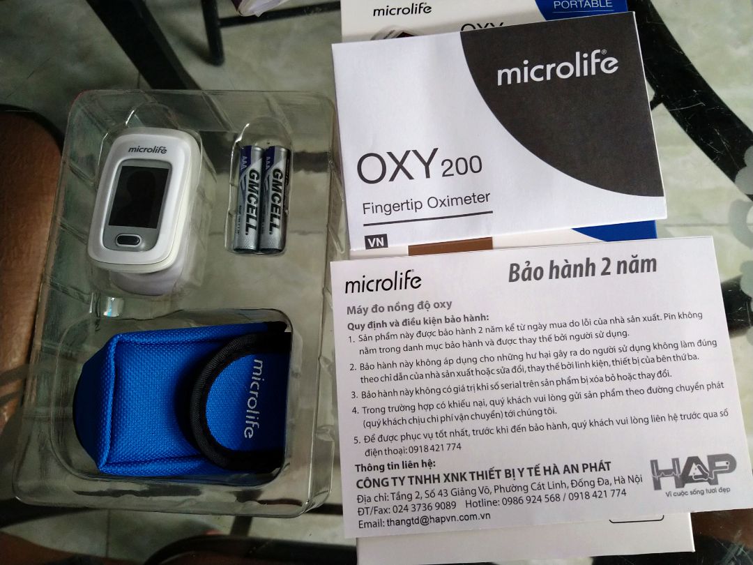 Máy đo nhanh, khá chính xác, điểm cộng cho phiếu bảo hành 2 năm. Lần trước tôi mua cái máy đo 300k của nhà bán hàng khác sử dụng 2 pin AAA chưa hết 1 ngày mà hết pin. Máy này sử dụng tốt hơn nhiều. Thêm điểm cộng cho nhà bán Y tế Lộc giao hàng nhanh.