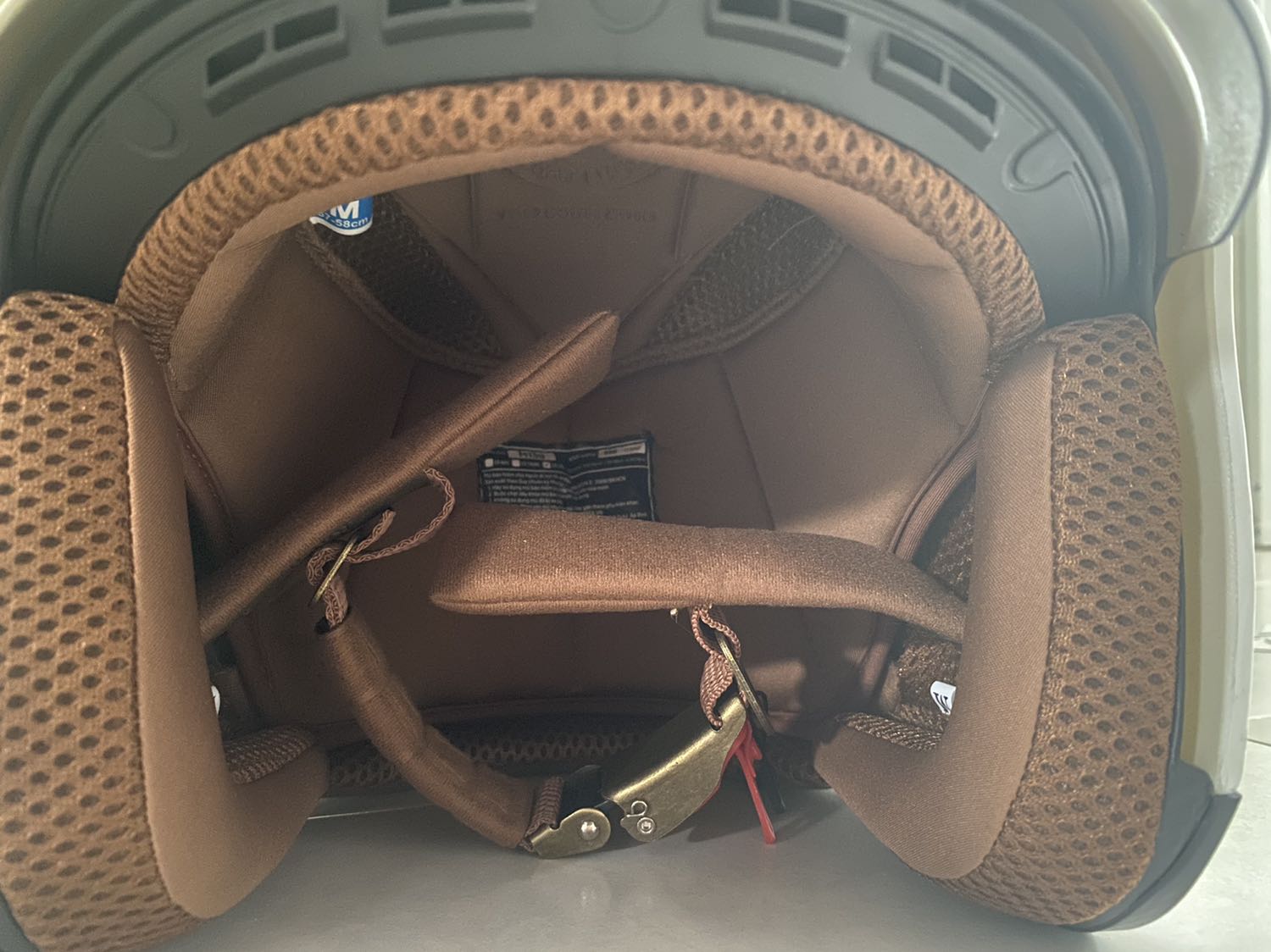 Giao Hàng đi tỉnh nhưng rất nhanh luôn, hàng chất lượng ạ , đóng gói kỹ , tks shop