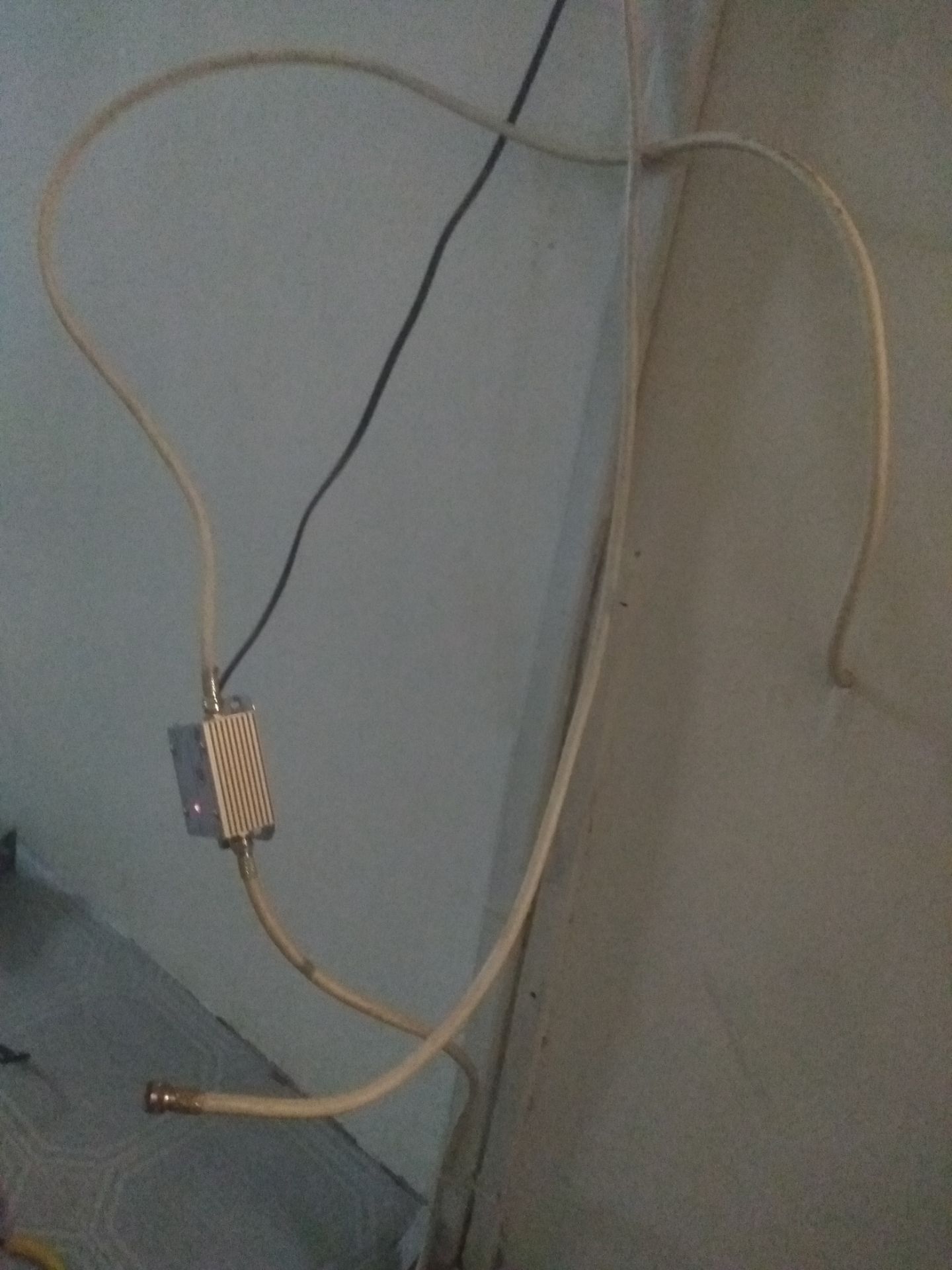 mình đã làm theo hướng dẫn nhưng thiết bị không hoạt động không tốt. mình đã làm theo hướng dẫn nhưng thiết bị không hoạt động không tốt.
