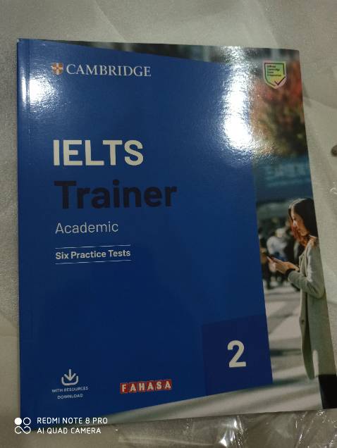 Trước tiên mình nói về đóng gói, không hiểu sao mình mê cách đóng gói sách bên Fahasa lắm luôn á, mình bị cuốn hút khi cầm được đơn hàng sách về tay mình.
Còn về sách thì khỏi bàn rồi, chất lượng quá tốt, sản phẩm như hình, đến tay không bao giờ bị móp, rách hay hư hại gì hết, quá là thích fahasa luôn á