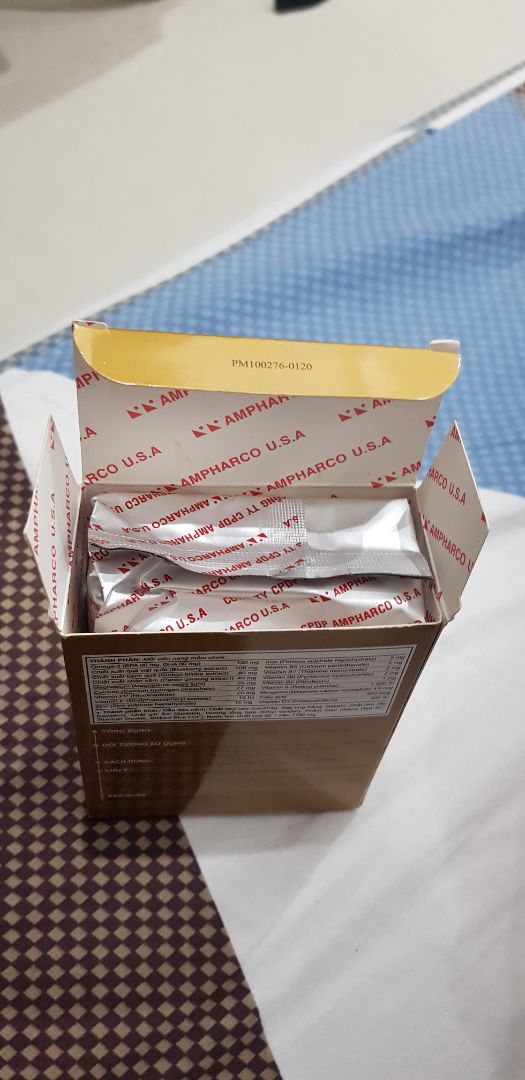 Hộp không có niêm phong nhà sx, như sử dụng hộp cũ đóng vào, nắp hộp có vẻ đã được mở ra mở vào rất nhiều lần, tình trạng cũ...