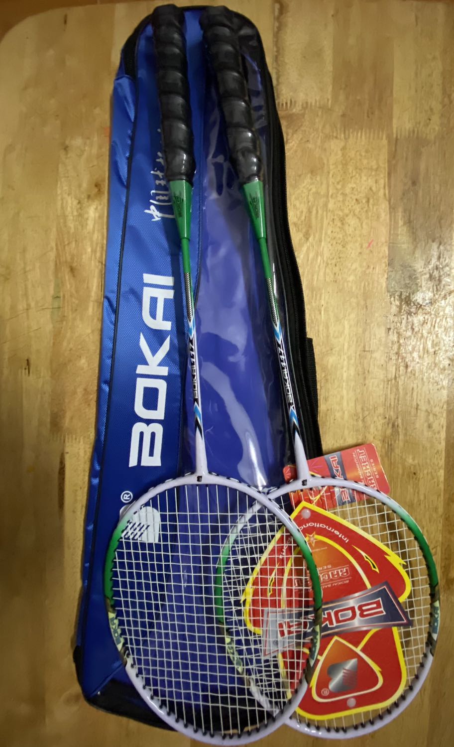 Giao hàng cực nhanh, sản phẩm nhìn cũng đẹp với giá tiền 136k thì không có gì than phiền. Chất lượng thì chờ sử dụng sẽ view sau nhé