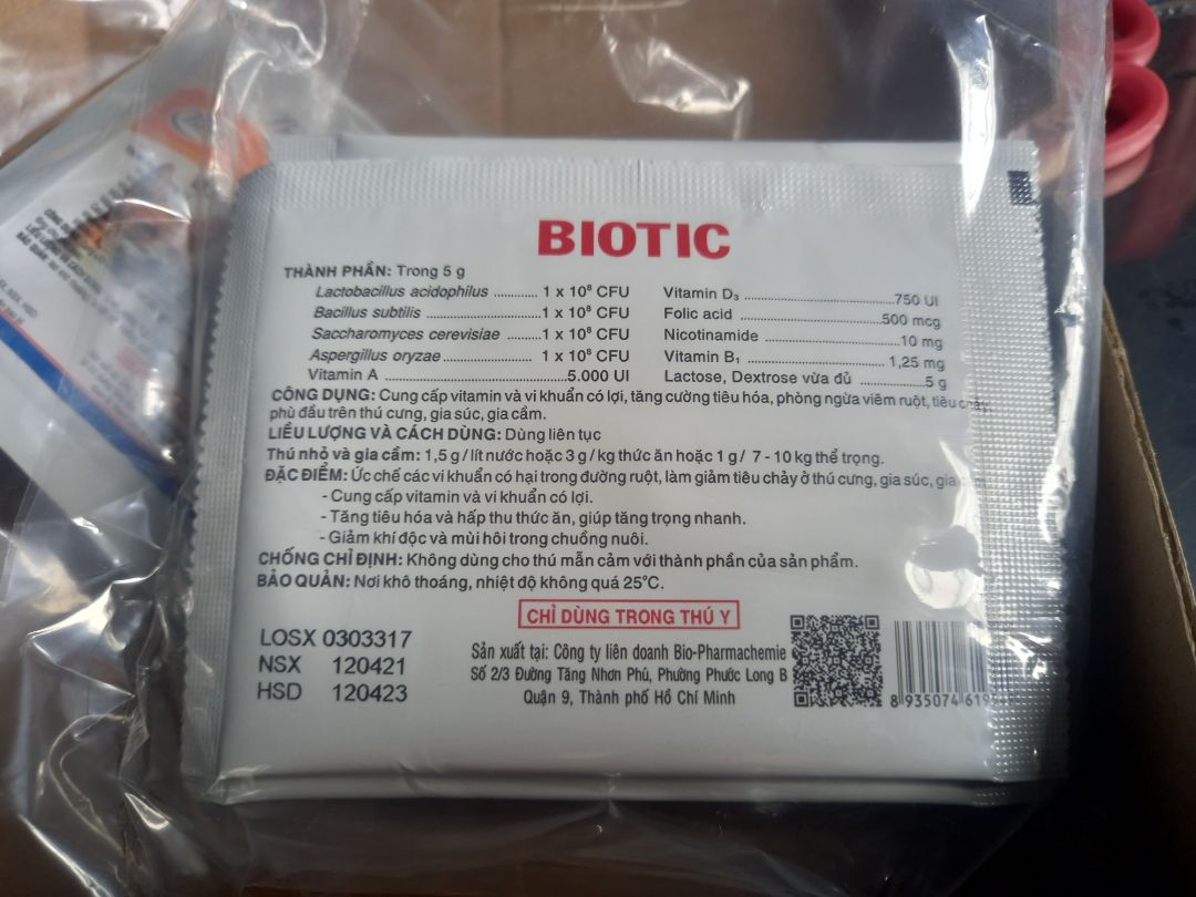 Đóng gói hàng kỹ, đẹp. Sản phẩm sử dụng tốt. 2 em *** nhà mình ăn khỏe. Hạn sử dụng xa. Nhân viên giao hàng nhiệt tình, thân thiện.