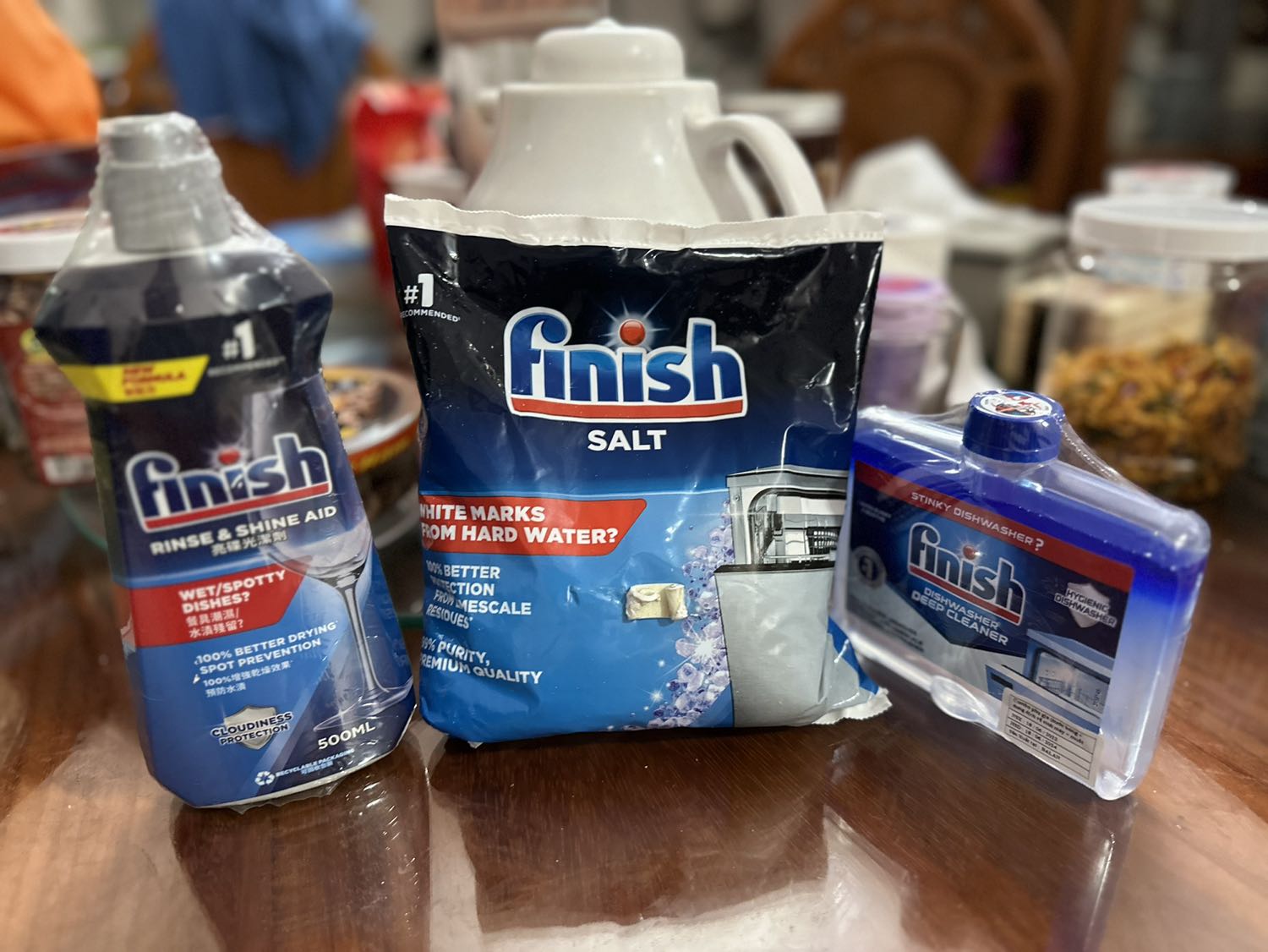 Giao hàng Tiki now rất nhanh. Hàng hóa đúng như giới thiệu trên gian hàng.