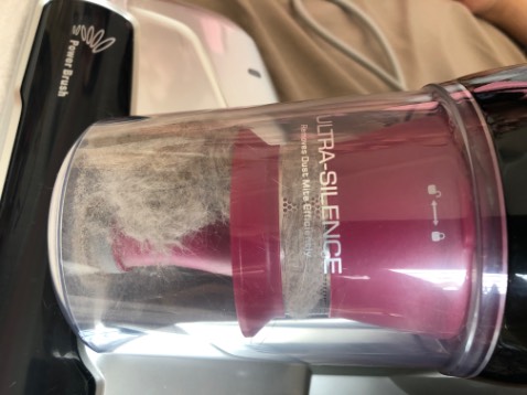 Tưởng sạch mà ko nha mn, mới *** máy thôi là ra cả đống bụi bặm thiệt kinh khủng, nhà ai có nuôi *** mèo hay có em bé muốn sạch sẽ hơn thì nên có em này