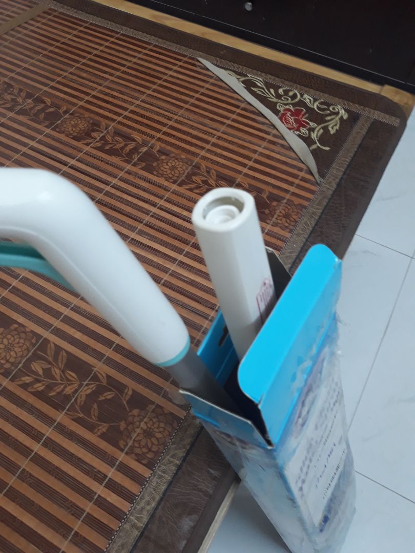 nhờ shop gửi hướng dẫn sử dụng.mình lắp cây mà không phun sương được. thất vọng về sp, sp không phù hợp với giá tiền. mong là shop không nhầm lẫn. shop nên gưi số điện thoại.sp quá tệ.