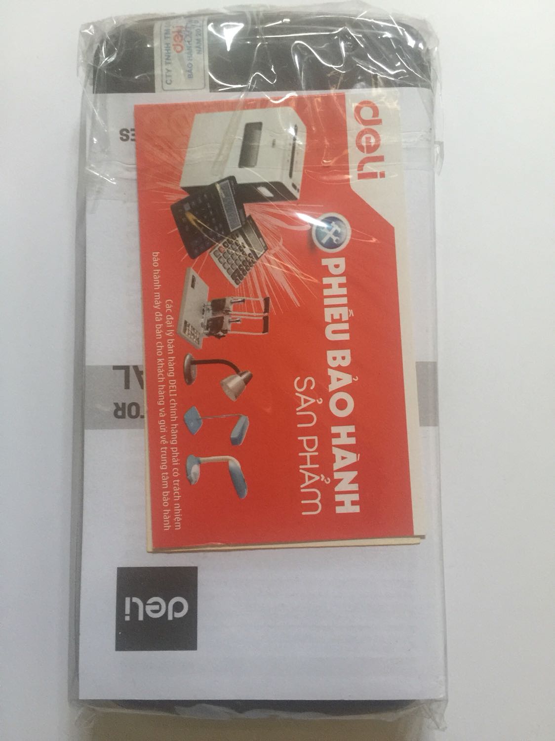 Hàng chính hãng, có tem bảo hành. 
Chất lượng quá tốt so với tầm giá. 
Tính năng tương tự như các casio fx-570, vinacal fx-570.
Thiết kế đẹp, bền (có thêm tấm pin năng lượng mặt trời) nhưng các nút bấm không có cảm giác bấm như các dòng máy khác