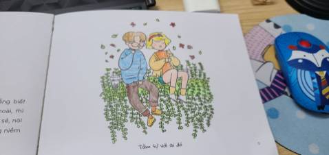 Với một hộp màu nhiều như thế này mà giá như vậy là rất hợp lý rồi, màu tô cũng rất ổn nha. Hợp lý, duyệt.