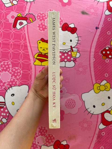 Tuyệt vời ! Vô cùng hài lòng ! 
Sách được đóng gói cẩn thận : bọc kính và bọc chống xốc .
Sách mới và đẹp , giao hàng nhanh chóng .