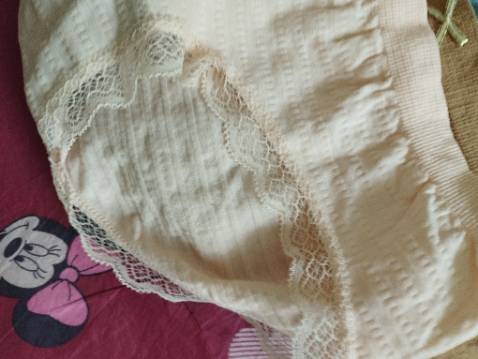 Set 10 quần với nhiều màu sắc khác nhau, form quần quần, co giãn tốt, mặc rất thoải mái ôm người mà m vẫn cảm thấy nhẹ nhàng. Quần này m mua lần 2 rồi nhưng lần đầu mua shop này thấy giá rẻ cũng ko Hy vọng nhiều nhưng kết quả ngoài mong đợi mn ạ . Giặt vài lần vải càng mềm ra thích lắm. Nên mua nhé.