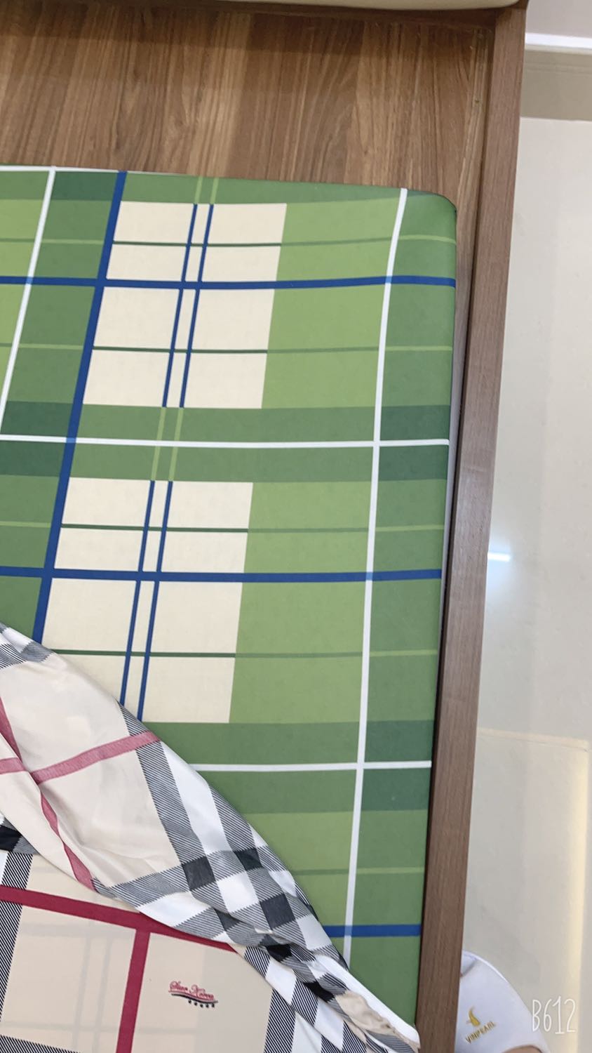 Sản phẩm đẹp, màu sắc tươi, vải thun tốt, dầy, chưa sài nên chưa biết có dễ bị hư không ? Nếu tốt sẽ ủng hộ shop !