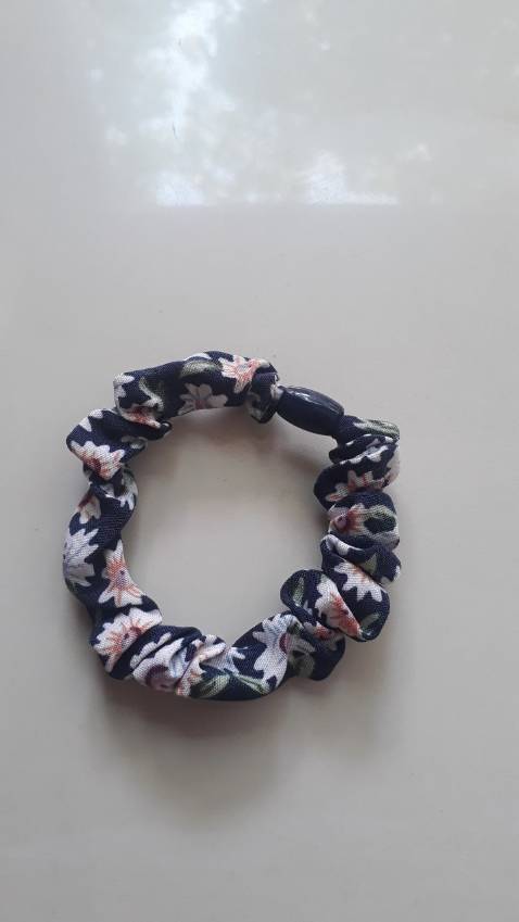 dây buộc tóc nasi vải hoa phối màu dễ thương, xinh lắm ạ