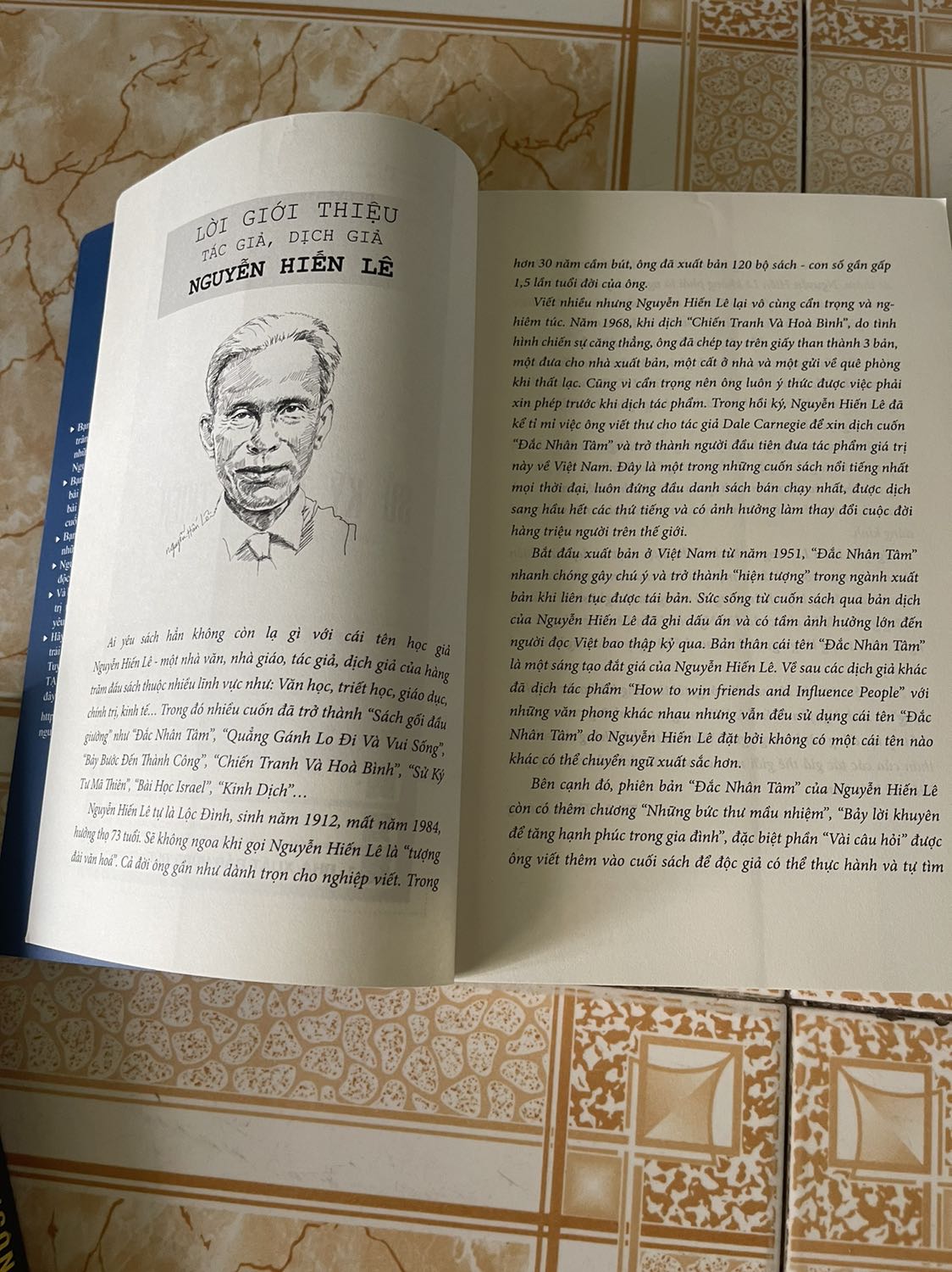 Sách hay. Đóng gói cẩn thận. Giao hàng đúng hẹn. Sách hiếm nên chiết khấu không cao.