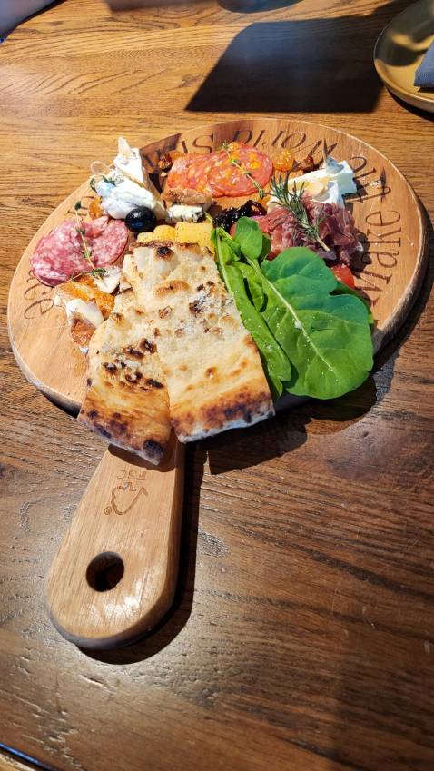 Dạ mình loại dầu nhạy cảm thấy hợp mỗi loại này, tẩy tế bào chết siêu sạch. Mắc nhưng xứng đáng. Ảnh chỉ mang tính chất nhận xu
Sẽ tiếp tục mua