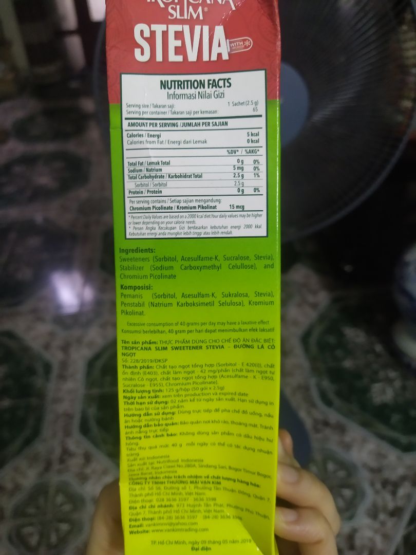 Không phải stevia nguyên chất, pha với suc và Acesulfame (có kn gây ung thư). Shop không ghi rõ thành phần hay để ảnh có tp nên gây hiểu lầm. Đổi trả thì lằng ngoằng