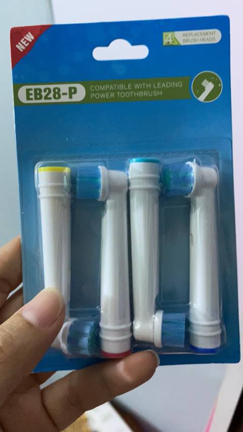 Giá cả rẻ dùng thích, chuẩn máy Oral B. Mua thêm các bộ EB60-p, EB27-P...chăm sóc cho đủ bộ hee, mình dùng 3 tháng thay 1 lần nên sưu tập đủ