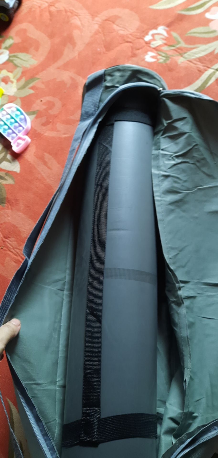 sản phẩm dày lớp cao su hoàn thiện tốt, giao hàng đúng hẹn dù không gọi được do đt hết pin và nhà mất điện. Thanks