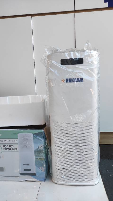 giao nhanh cực, hôm qua đặt hôm nay giao tới, hàng đóng gói cẩn thận, khởi động lên máy chạy êm re, khửu mùi cũng ổn lắm nên khá là thích!
Cảm ơn shop nhé. chưa xài lâu nên chưa biết hiệu quả có đc như qc không, sẽ theo dõi rồi *** típ.