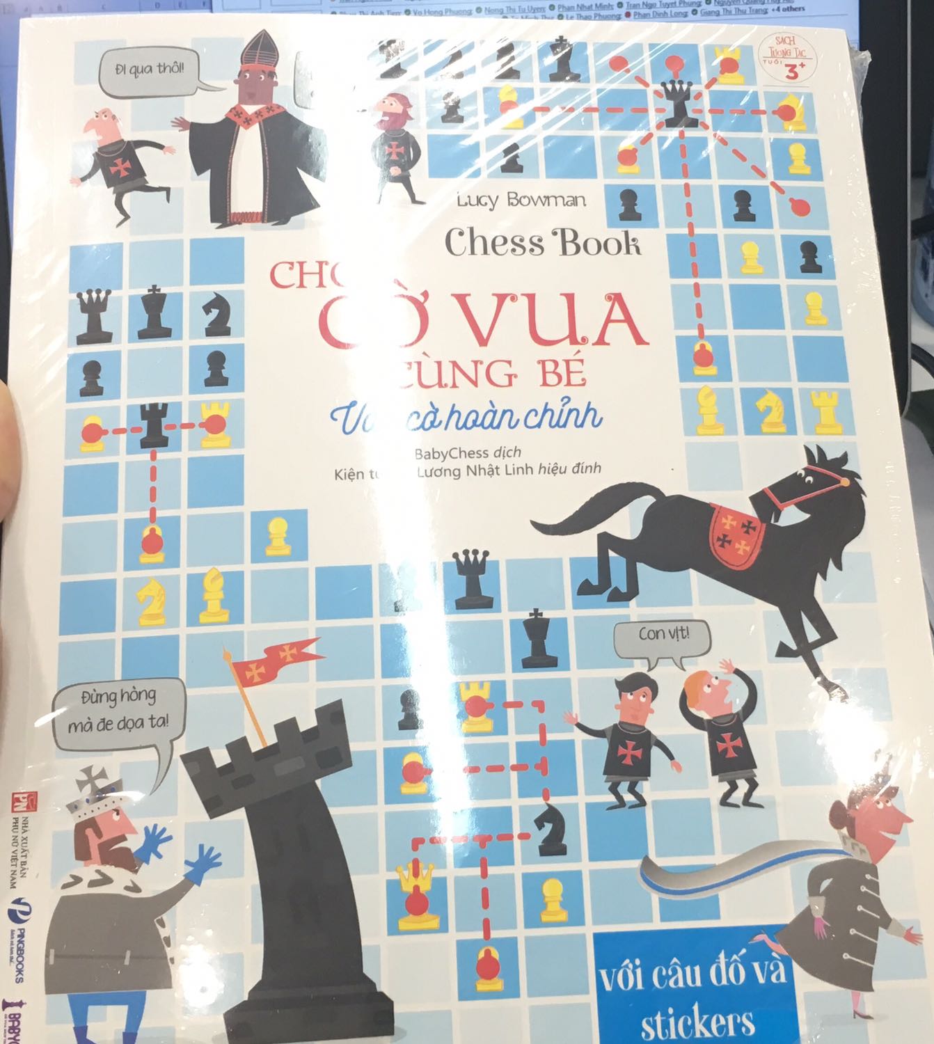 Sách in đẹp, rõ nét, khổ to.
Hình hoạ dễ thương phù hợp với các bé thu hút để bé vừa chơi vừa học.
Đóng gói kỹ. Giao nhanh.
Cảm ơn Tiki và Pingbooks.