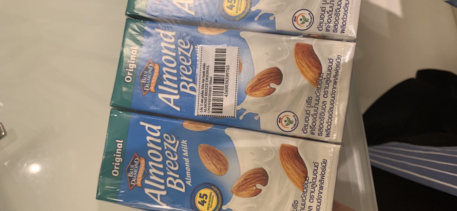 Mình mua loại k đường mà họ giao nhầm original. K chuyên nghiệp một chút nào! ?