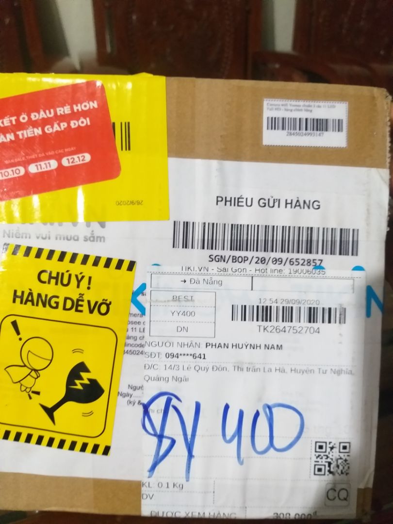 Hàng không đúng theo đơn đặc hàng.
Tôi quê Quảng Ngãi trong tháng 9.2020 đặt mua camera yoosse 11 râu. Tôi nhận hàng, nhưng do trong dịp mưa bão không kiểm tra hàng cẩn thận và sau bão nhà bị hư hỏng. Hôm nay mới lấy camera lắp đặt, nhưng ôi thôi camera khôbg đúng đơn đặc hàng, cài đặt không được. Tôi rất buồn vì luôn tin tưởng Tiki mà bị như vậy (Các lần trước mua thì rất ok), không ngờ lần này bị *** (Camera khôg kge cắm thẻ, không nút reset, không cài đwwtj được). Không biết Tiki hỗ trợ gì không. Thân chào