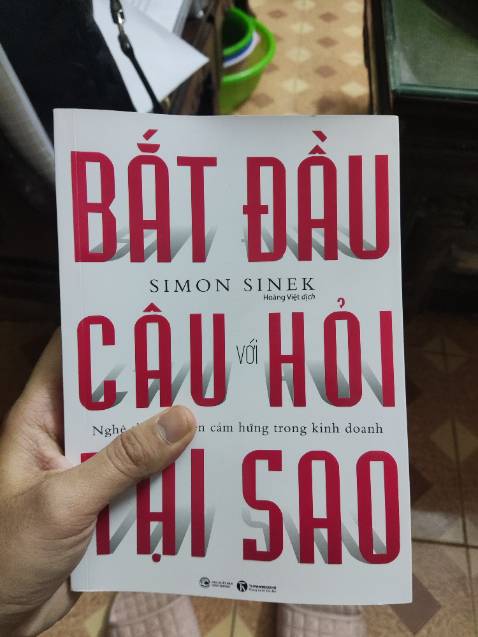 Đóng gói nhanh , khá đẹp. Cuốn sách mang nặng lý thuyết nhiều , mỗi tình huống trong cuộc sống, nên mình nghĩ trải nghiệm trong cuộc soongd hơn, sách là sách