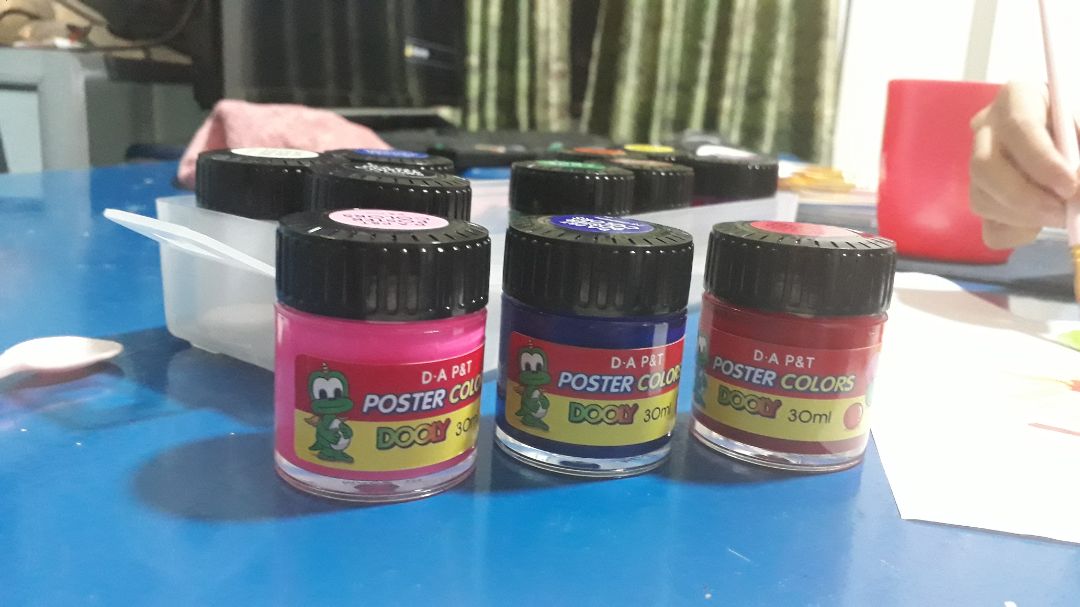 Màu lên đẹp, rực rỡ.