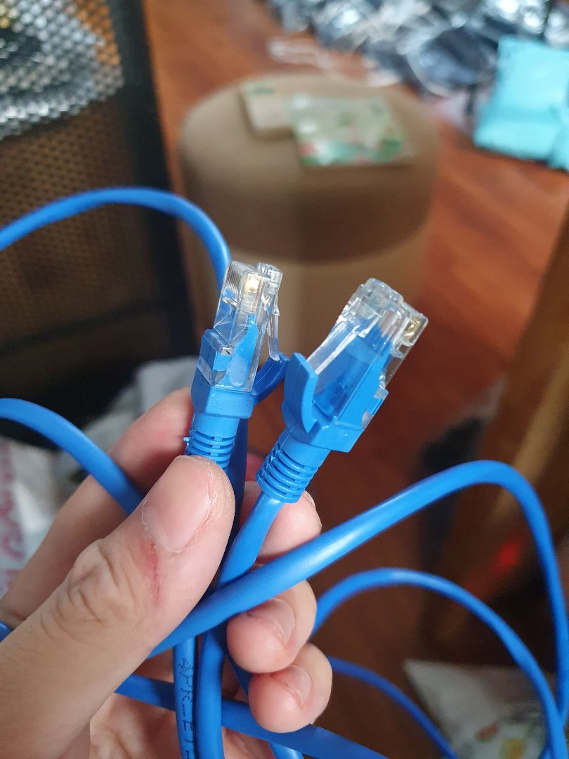 đặt đầu caple giao đầu lan, giao sai hàng không xài được, cẩn thận coi chừng bị *** đặt đầu caple giao đầu lan, giao sai hàng không xài được, cẩn thận coi chừng bị ***