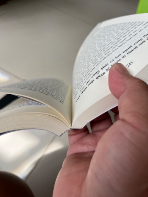 Nguyên vẹn. Sách mới, không biết sách thật hay sách giả.