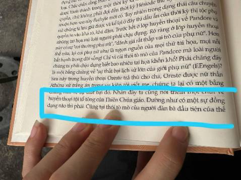 Sách viết sai, không đúng về đạo Thiên Chúa Giáo. Không nên mua ủng hộ tác giả và nhà xuất bản