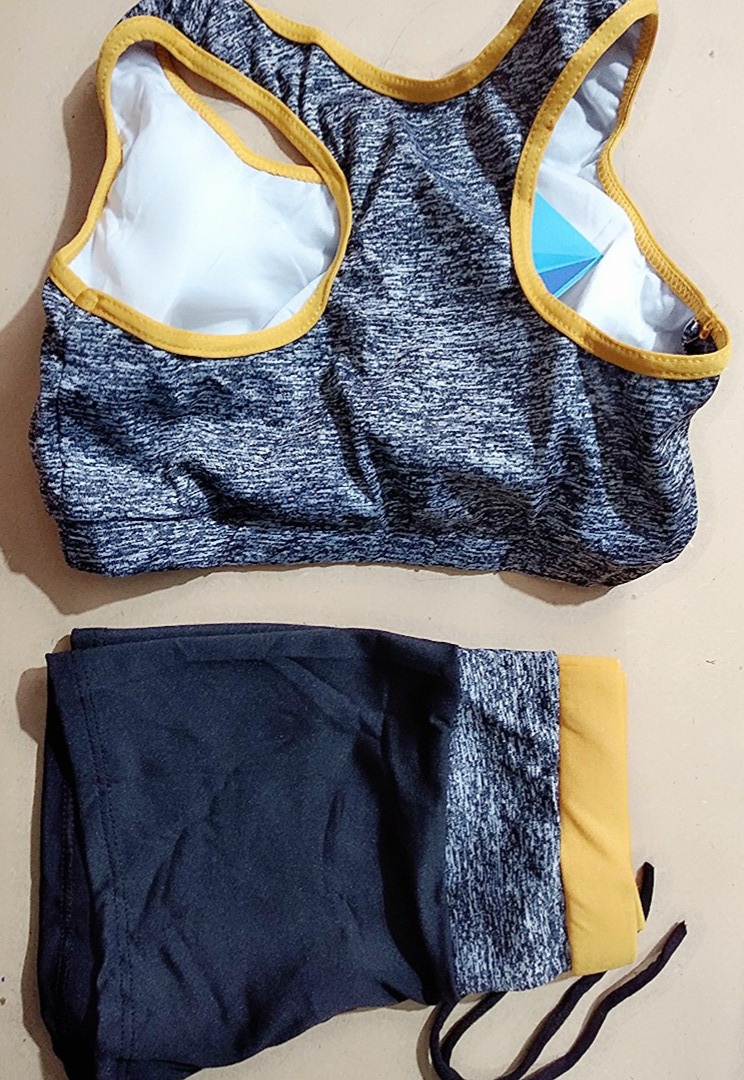 bộ này giá rẻ nhưng chất thun được, co giãn tốt và kiểu dáng đẹp , mình mua để tập gym rất OK. Tuy nhiên hơi buồn là có 1 size cho dưới 51kg , nên mấy bạn cùng tập nhờ mua dùm mà ko có size lớn để mua. Shop ơi sao không bán thêm size lớn v, đặt gạch ở đây vài tuần sau quay lại xem có hàng size lớn hơn không nhé? Hi vọng có hàng nha... thanks nhiều nhiều, cho 5 sao trước nhé.