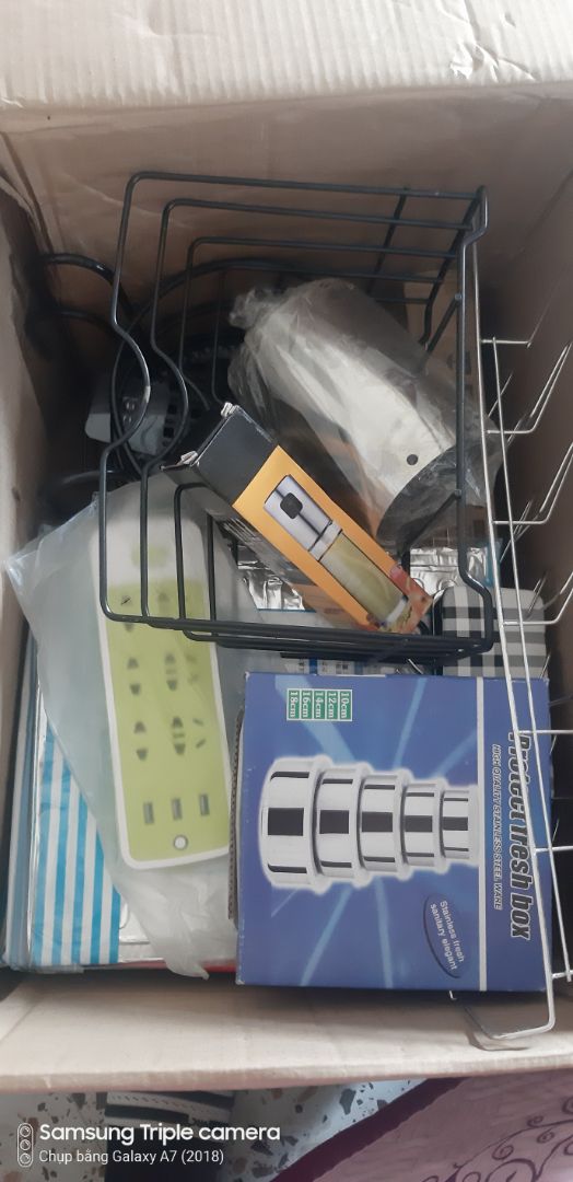 giao hàng hơi lâu chắc do dịch, do đặt hàng nhiều nên chụp hình chung chung, nhưng chắc là đầy đủ sản phẩm,shiper nhiệt tình, tặng shop 5 sao