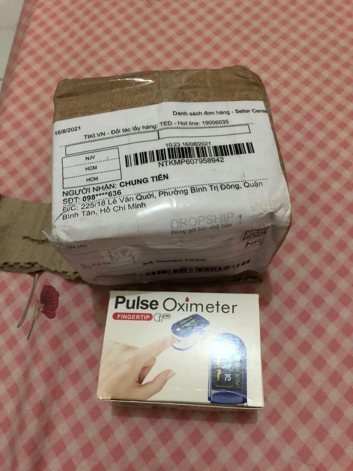 Đặt mua 2 máy đo mà giao có 1 máy. 
Tiền thì đã thanh toán đủ 2 máy. 
Tiki xem lại xử lý tình trạng này.