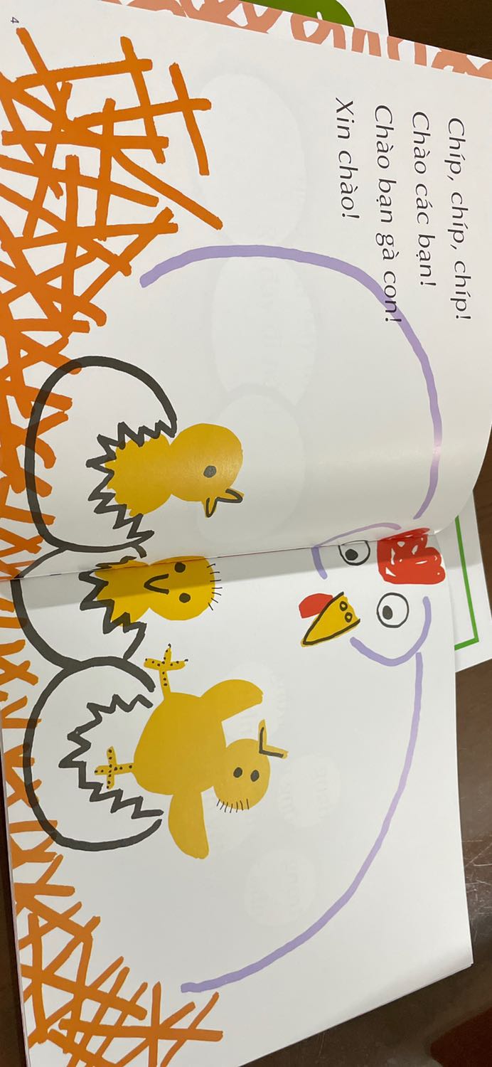 Hình ảnh rõ nét, màu in đẹp, có 2 loại chất liệu giấy: giấy nhám và giấy bóng, cả 2 loại đều bắt mắt, nội dung đơn giản dễ thương, phù hợp với trẻ nhỏ