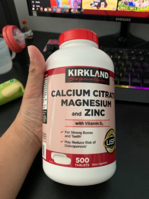 Hộp bự, đóng gói chắc chắn, chất lượng thì từ từ mới biết. Mua mấy loại bên shop đều thấy rất an tâm